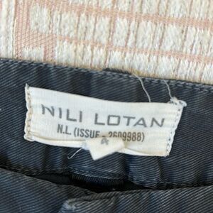 Nili Lotan cropped pants 4